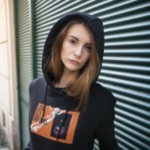 Порнозвезда: adelleunicorn