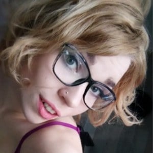 Порнозвезда: DeepBunnyHole (Дипбаннихоул)