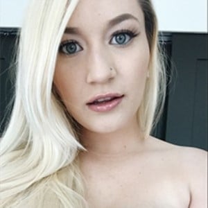 Порнозвезда: Hadley Haze