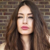 Порнозвезда: LuxuryLovers