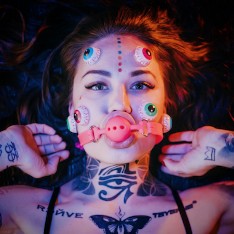 Порнозвезда: Mari Galore