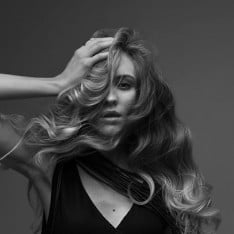 Порнозвезда: Mencia Francis