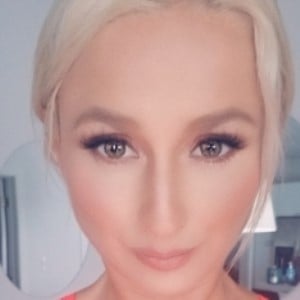 Порнозвезда: Misha Mynx