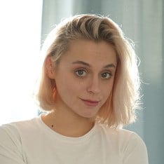 Порнозвезда: Molly Cute