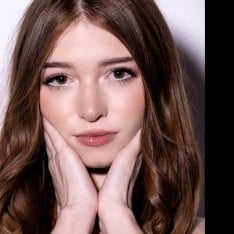 Порнозвезда: Myra Moans