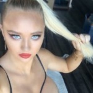 Порнозвезда: Paisley Porter