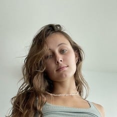 Порнозвезда: Stella Barey