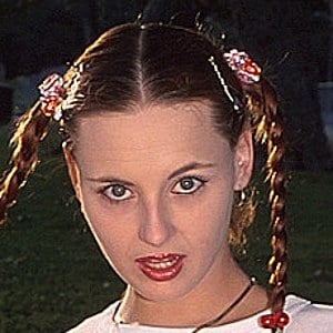 Порнозвезда: Vivi Anne