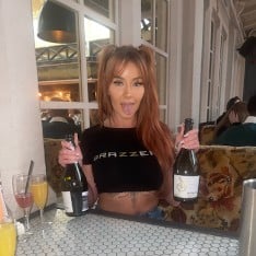 Порнозвезда: Zoe Grey