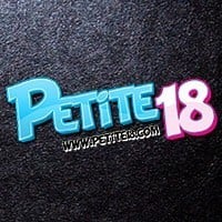 порно студии: Petite 18